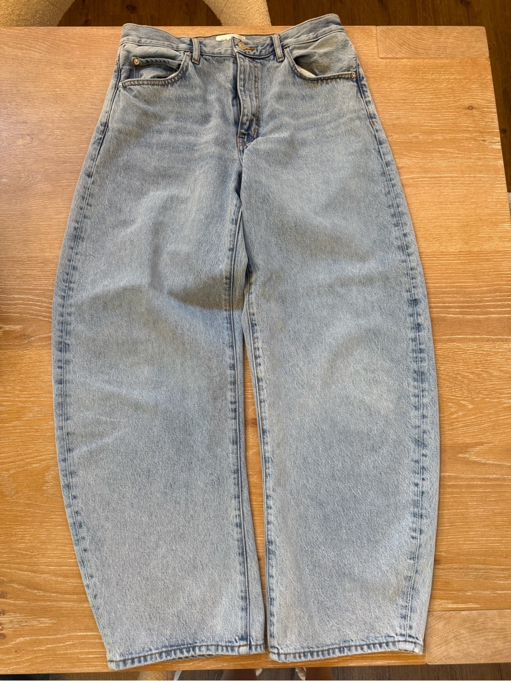 FRAME DENIM The Bubble Light Blue Barrel Jeans